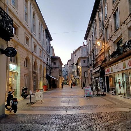 T2-Avignon - Centre Historique Apartment ภายนอก รูปภาพ